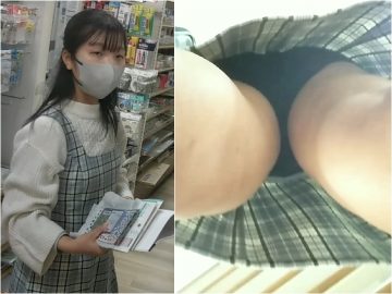 ★童顔ワンピ少女 可愛いミニスカートの中身を真下から直下撮り☆逆さ撮り