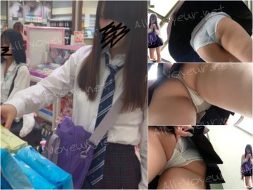 [4K]ハプニング連発ｗｗえちえち赤チェスカートちゃんのかわいいすぎるパンツ連続撮り♡