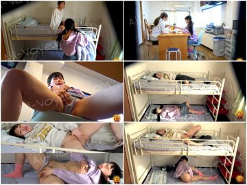 覗撮 とある女子寮の秘密オナニー3 先輩の喘ぐ声…狭い空間でクリ広げられる少女達の隠密性事情 パート3 覗撮 とある女子寮の秘密オナニー3 先輩の喘ぐ声…狭い空間でクリ広げられる少女達の隠密性事情 パート3
