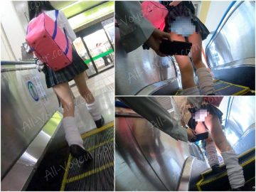 天然ぽい貴重な生JKを新たに発見 逆さ撮り スカートめくり 天然ぽい貴重な生JKを新たに発見 逆さ撮り スカートめくり