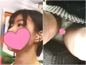 【再販】体育会系ミニスカ女子大生の純白パンティ丸見え! 【再販】体育会系ミニスカ女子大生の純白パンティ丸見え!